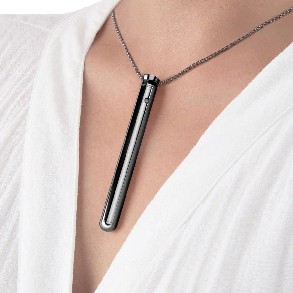 Le Wand Necklace Vibrator